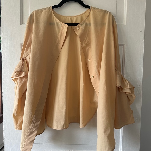 COS blouse with ruffled sleeves/ Sz small - Picture 5 of 8